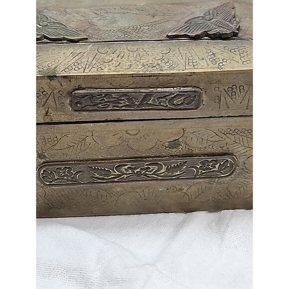 CHINESE Etched Brass / Medallions Trinket or Jewelry Box Wood insert 7x4x2.5 - Picture 7 of 12